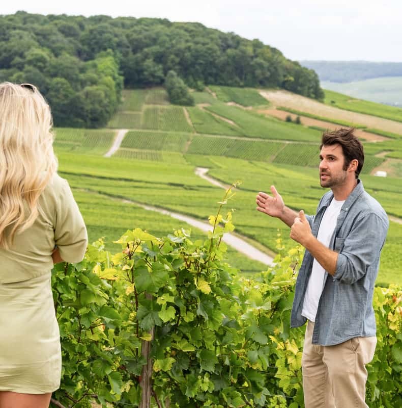 Champagne Day Trip from Paris with 8 Tastings & Lunch