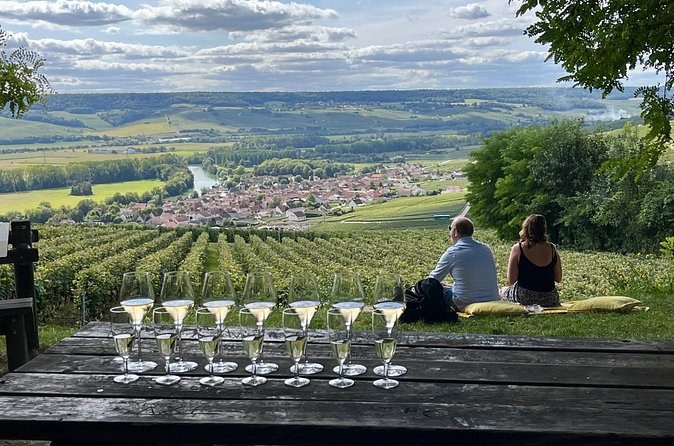 Small Group Champagne Tour from Paris, Tastings and Hotel Pickup